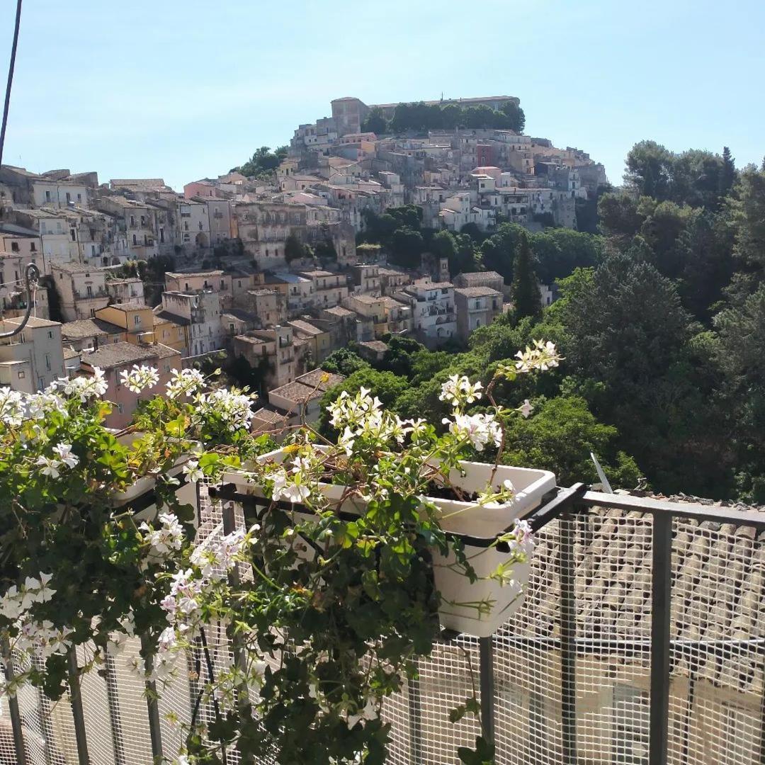 La Casa Di Matilde Bed & Breakfast Ragusa Dış mekan fotoğraf
