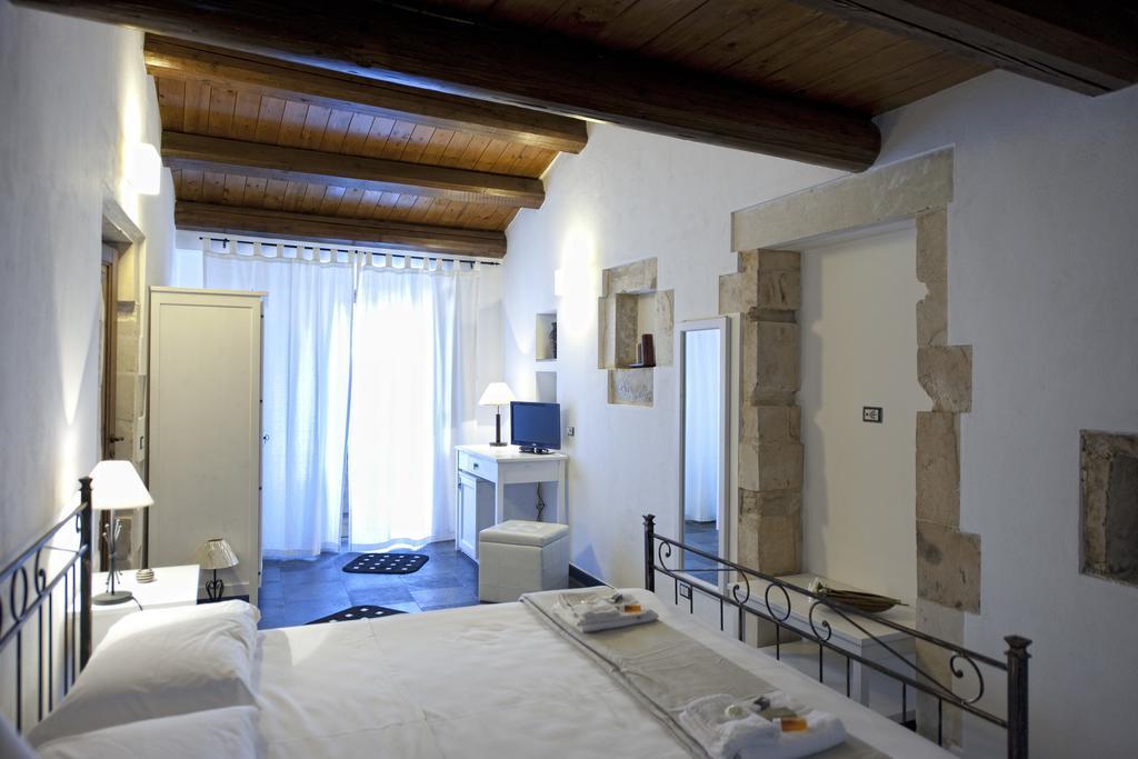 La Casa Di Matilde Bed & Breakfast Ragusa Oda fotoğraf