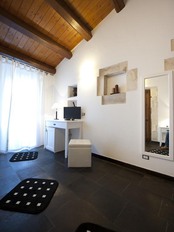 La Casa Di Matilde Bed & Breakfast Ragusa Oda fotoğraf