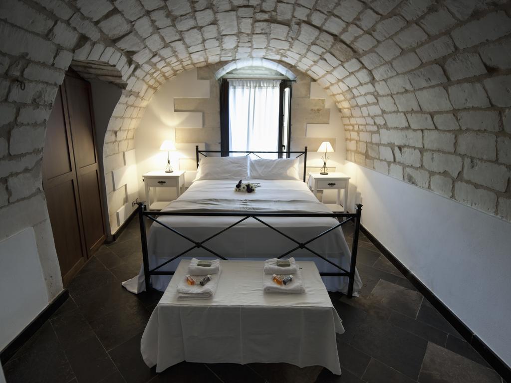 La Casa Di Matilde Bed & Breakfast Ragusa Oda fotoğraf